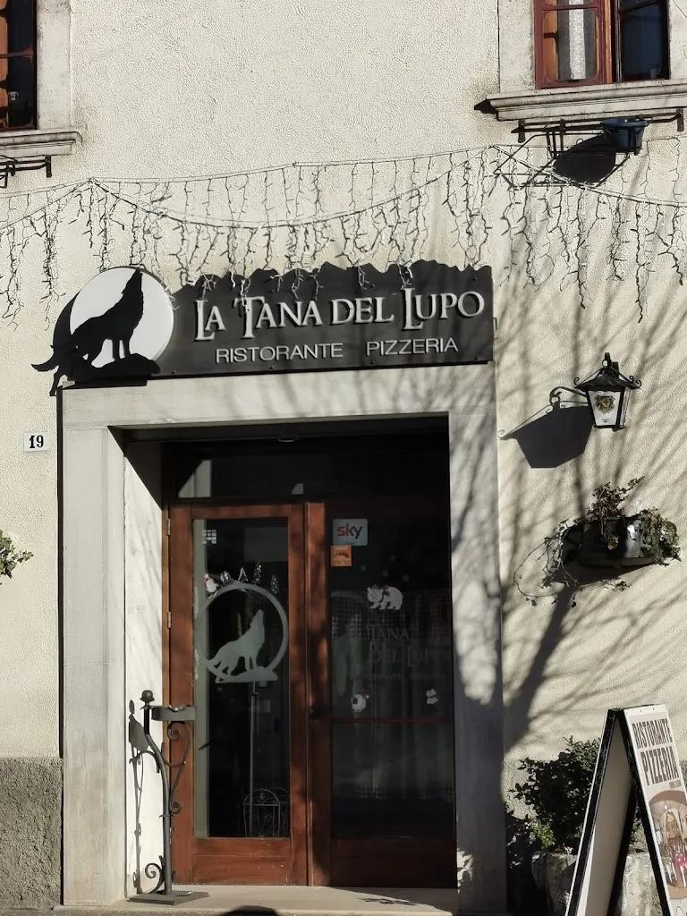 La Tana Del Lupo Ristorante Pizzeria restaurant in Pescasseroli