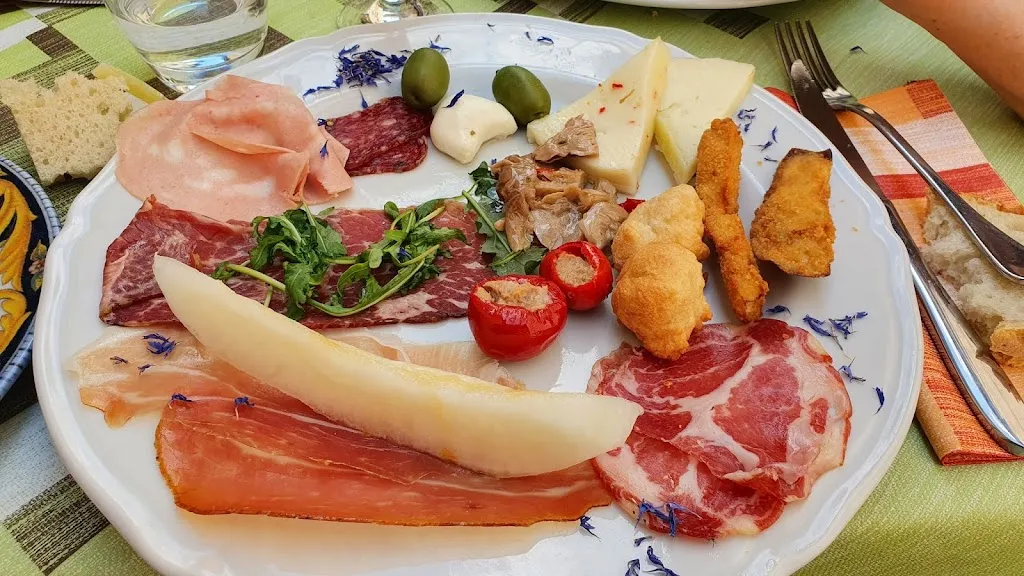 La Tana Del Lupo Ristorante Pizzeria_Pescasseroli_slider_image_3