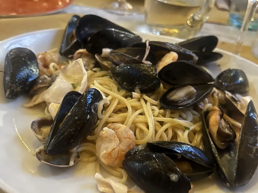 Osteria Del Vecchio Pino_Migliarino_slider_image_3