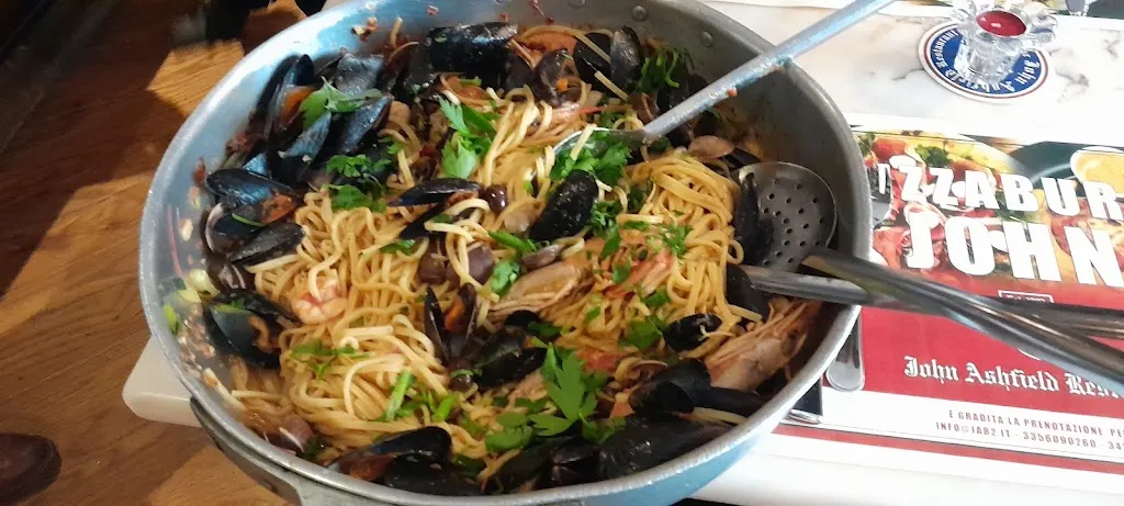 Menü_John Ashfield Restaurant E Pizza_Meldola_Bild_3