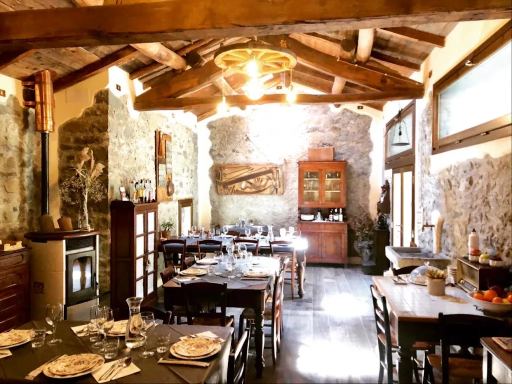 Locanda Centolaghi_Monchio delle Corti_slider_image_1