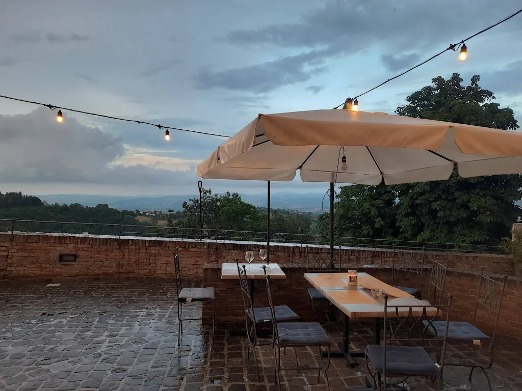 Jasmine V_Osteria Enoteca Ristorante La Cantinetta del Pellegrino_Mondaino_review