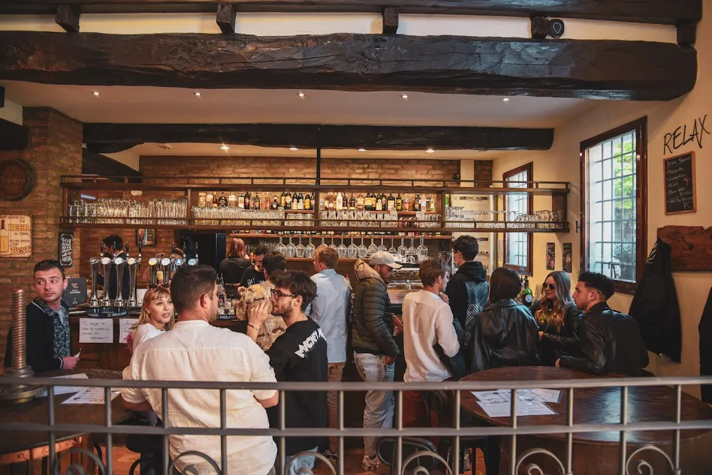 Villa Zucchini_Molinella_slider_image_1