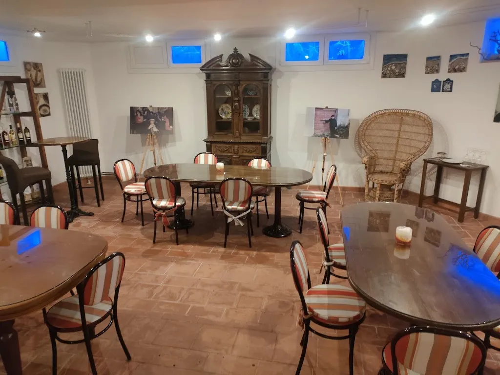 Ristorante La Grotta della Giamaica restaurant in Monte Colombo