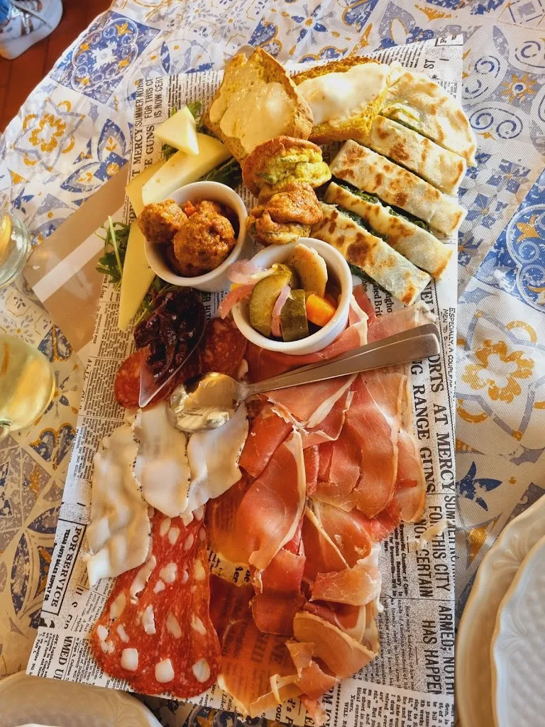 chia roma_Ristorante Week End_Monte Colombo_review