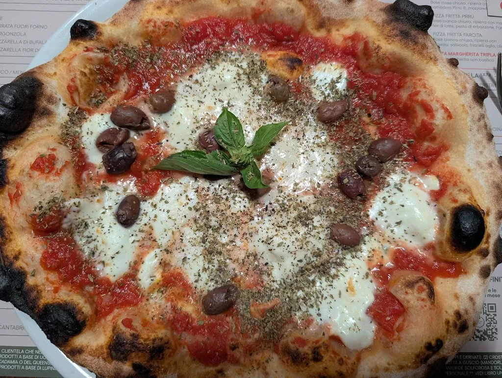 Pirru Montecavolo_Montecavolo_slider_image_3