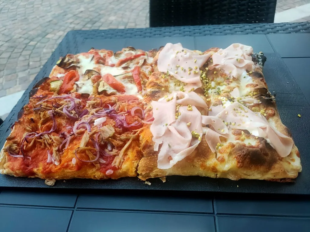 Nic Pan_Pizzeria al taglio 