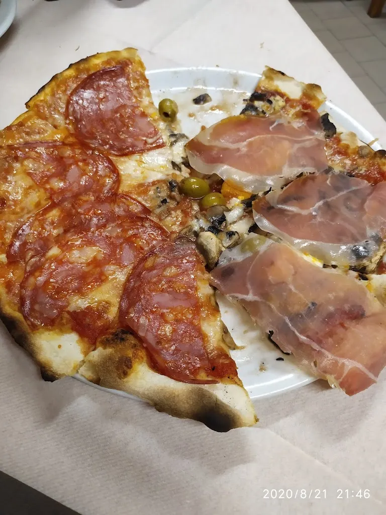 PATRIZIA SETTI_Pizza, dolci e fantasia_Monte San Giovanni_recensione