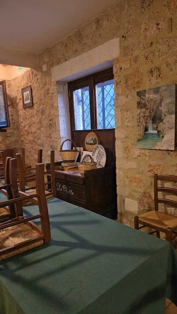 maria anto_Farmhouse La Valle_Monte San Giovanni_review