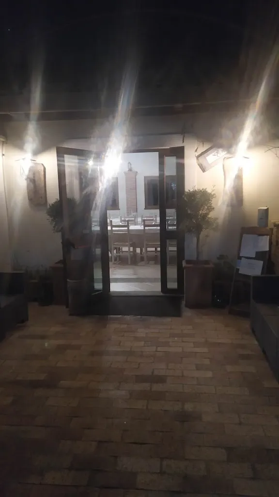 Gabriele Ferrara_Ristorante pizzeria Lucineto_Monte San Giovanni_review