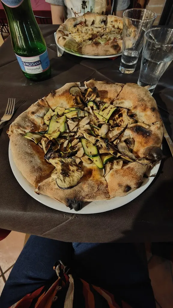 Anna Scognamiglio_Pizzeria La Meridiana_Monte San Giovanni_review