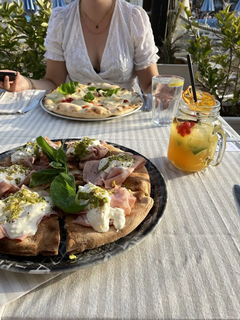 Sven in den Bosch_La Piazzetta Misano_Misano Adriatico_review