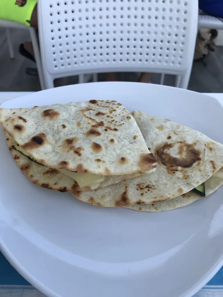 Ahmet Celikdelen_Follia Beach_Misano Adriatico_review