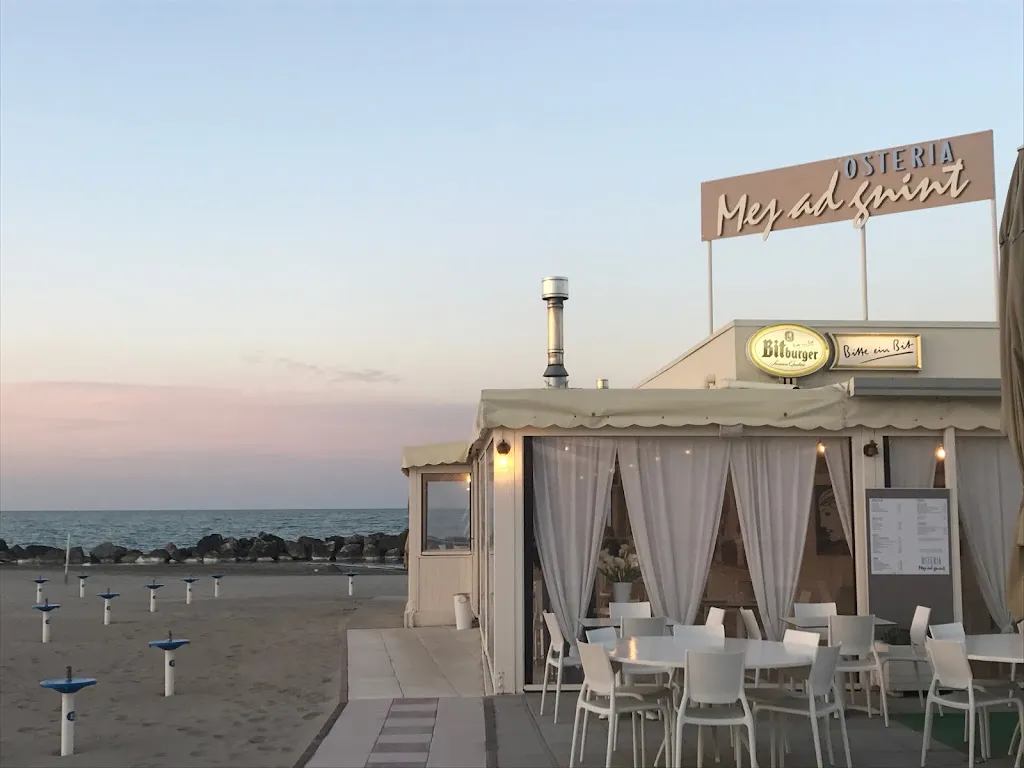 Osteria Mej ad gnint restaurant in Misano Adriatico