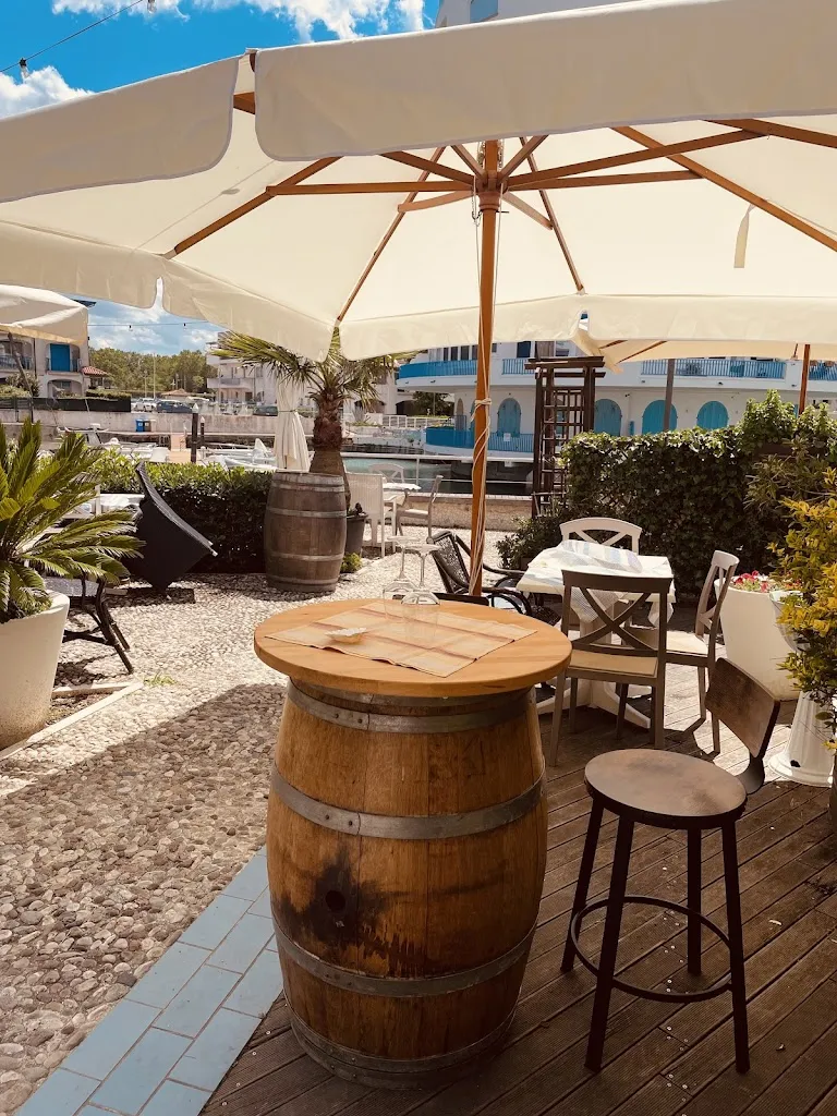 Ristorante Pizzeria Osteria Del Porto restaurant in Misano Adriatico