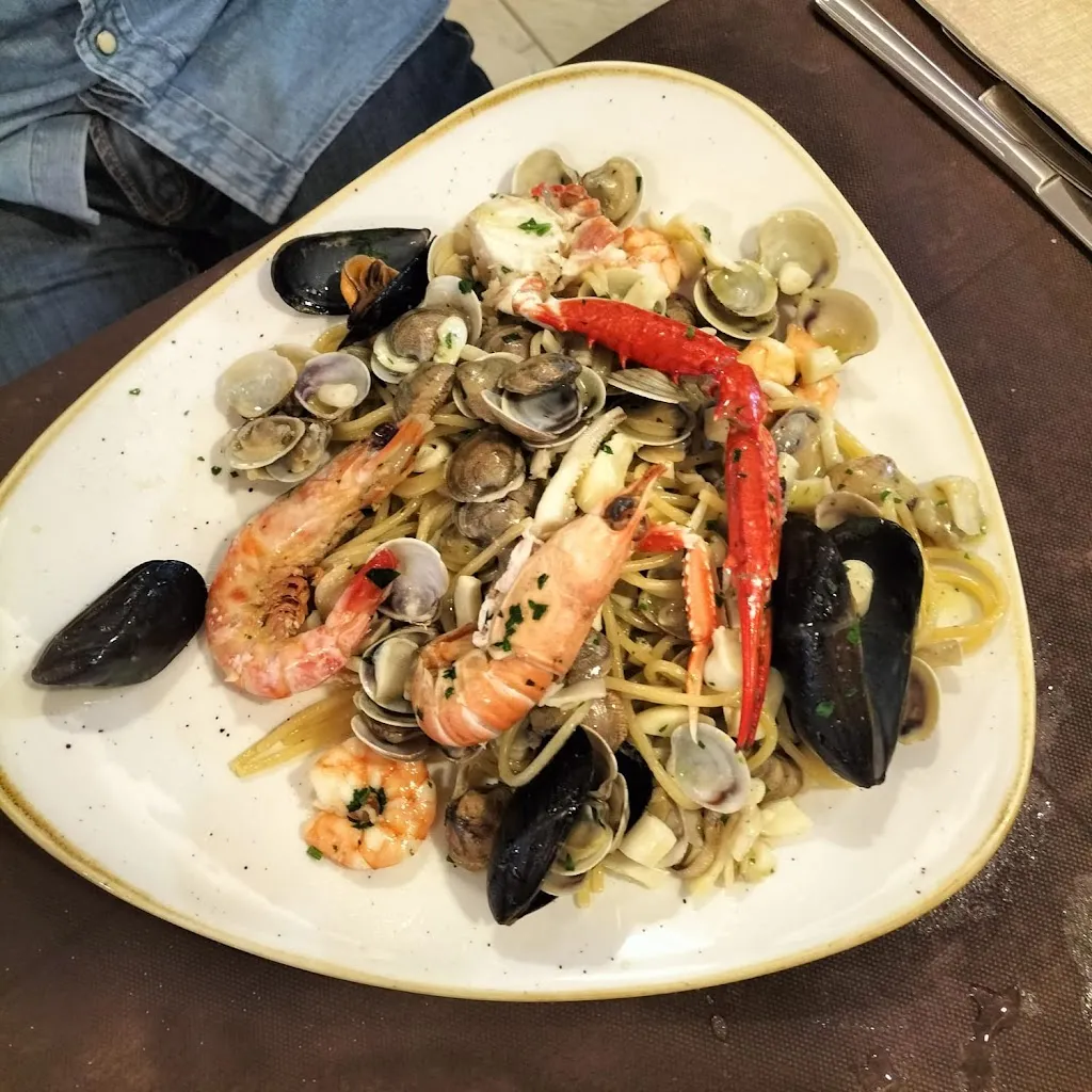 Ristorante Mina_Misano Adriatico_slider_image_3