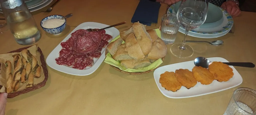 monica true_Trattoria La Pozza_Montecreto_recensione