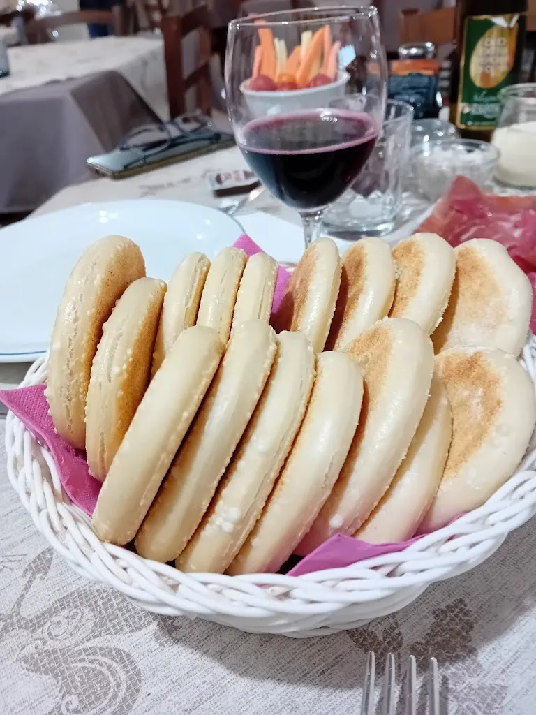 Deulma Ma_Trattoria Il Viandante_Montefiorino_review