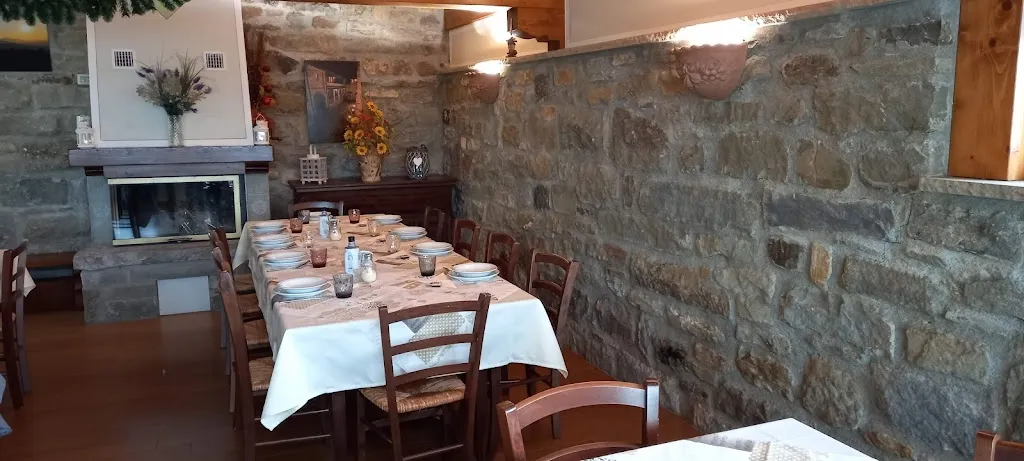 Trattoria Il Viandante_Montefiorino_slider_image_1