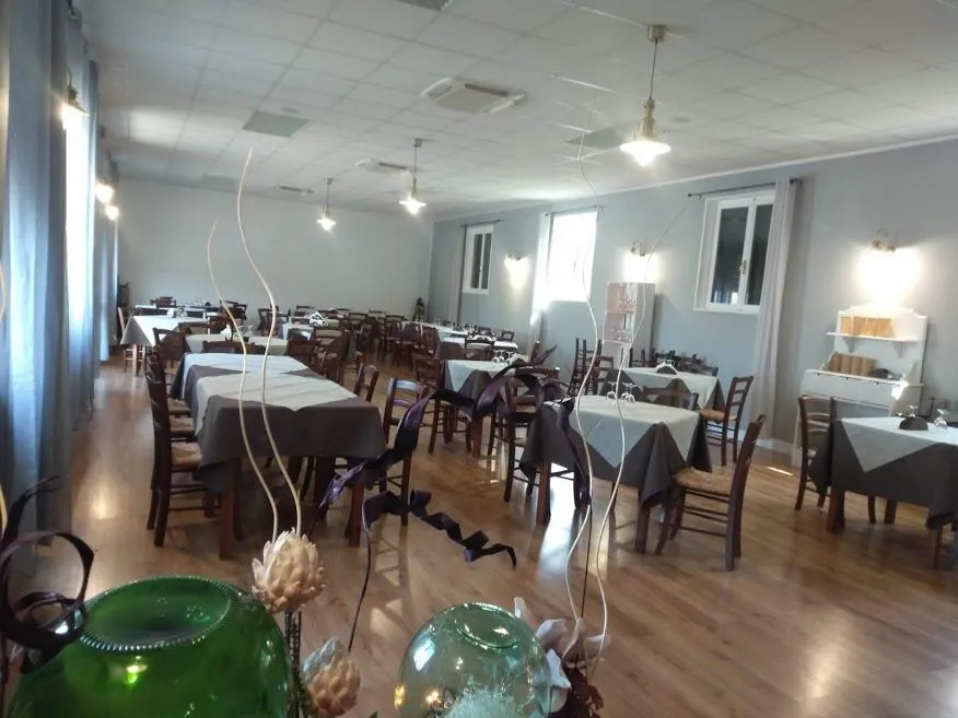 Lago Alberto restaurant in Montefiorino