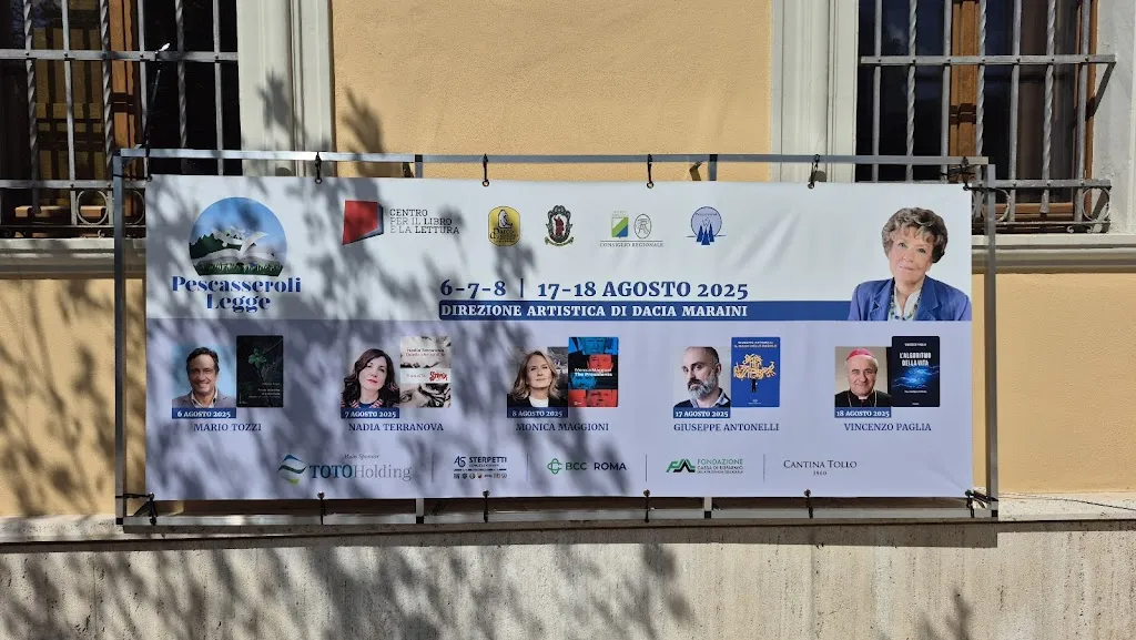 Maurizio Bonanno_Centro storico di Pescasseroli_Pescasseroli_recensione