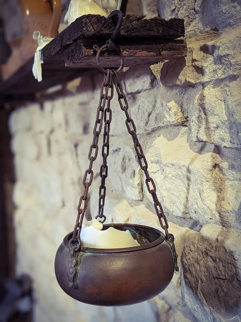 Candice Bassett_Rock of Montefiore Conca_Montefiore Conca_review