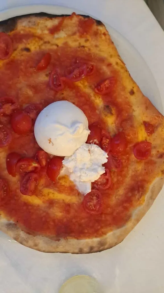 Elena Lazzerini Monaco_Aceto DiVino Ristorante Pizzeria_Montegridolfo_review