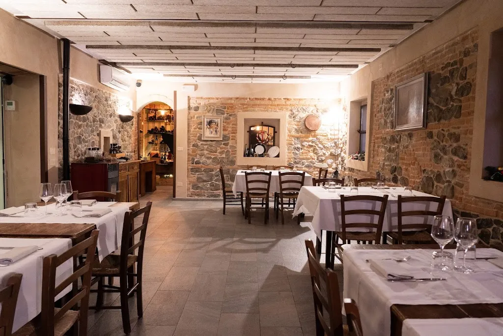 Osteria Al Cavaliere_Montecchio Emilia_slider_image_1
