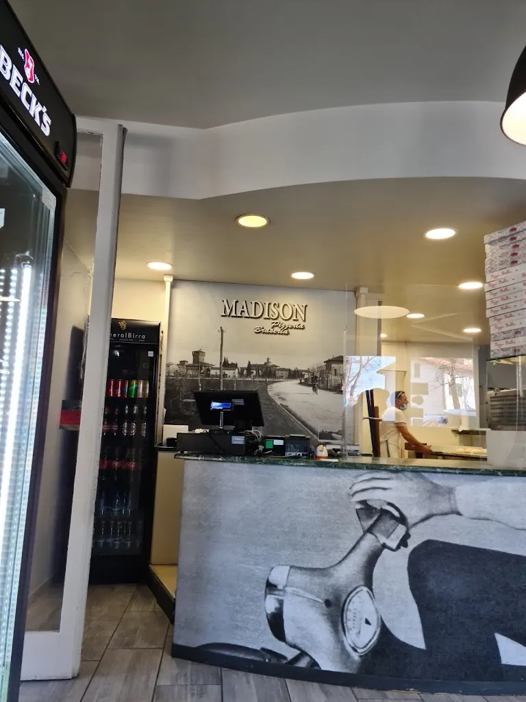 Madison - Pizza & Ristò (Montecchio Emilia) restaurant in Montecchio Emilia