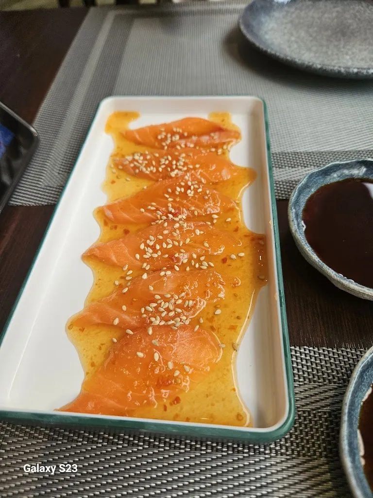 Monika Erika Slesinska_Yumi Sushi Restaurant_Montecchio Emilia_review