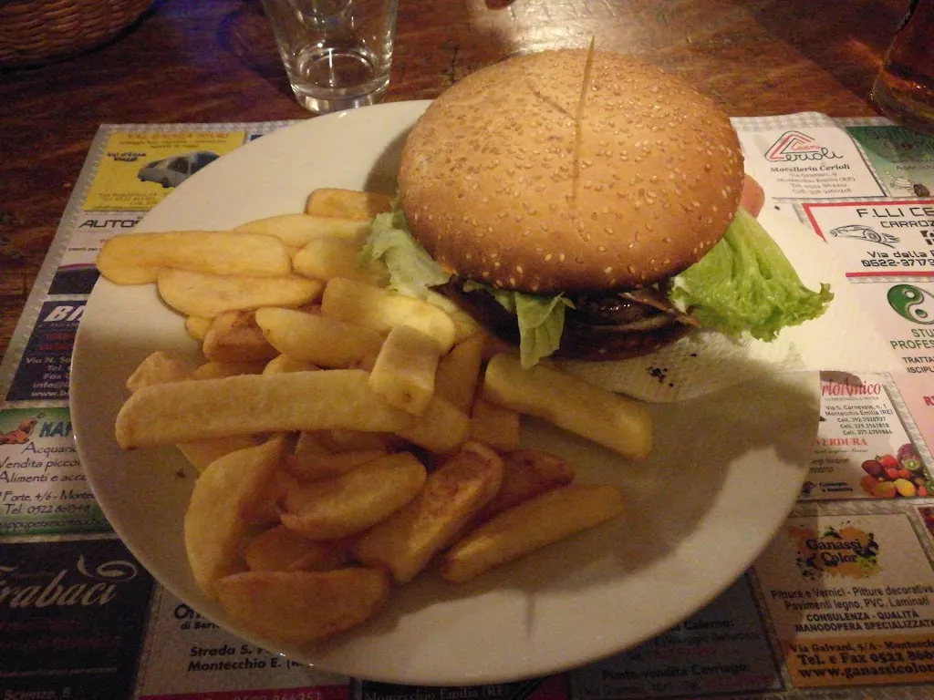 Leonardo Spagnoli_La Greppia Birreria Pizzeria_Montecchio Emilia_recensione