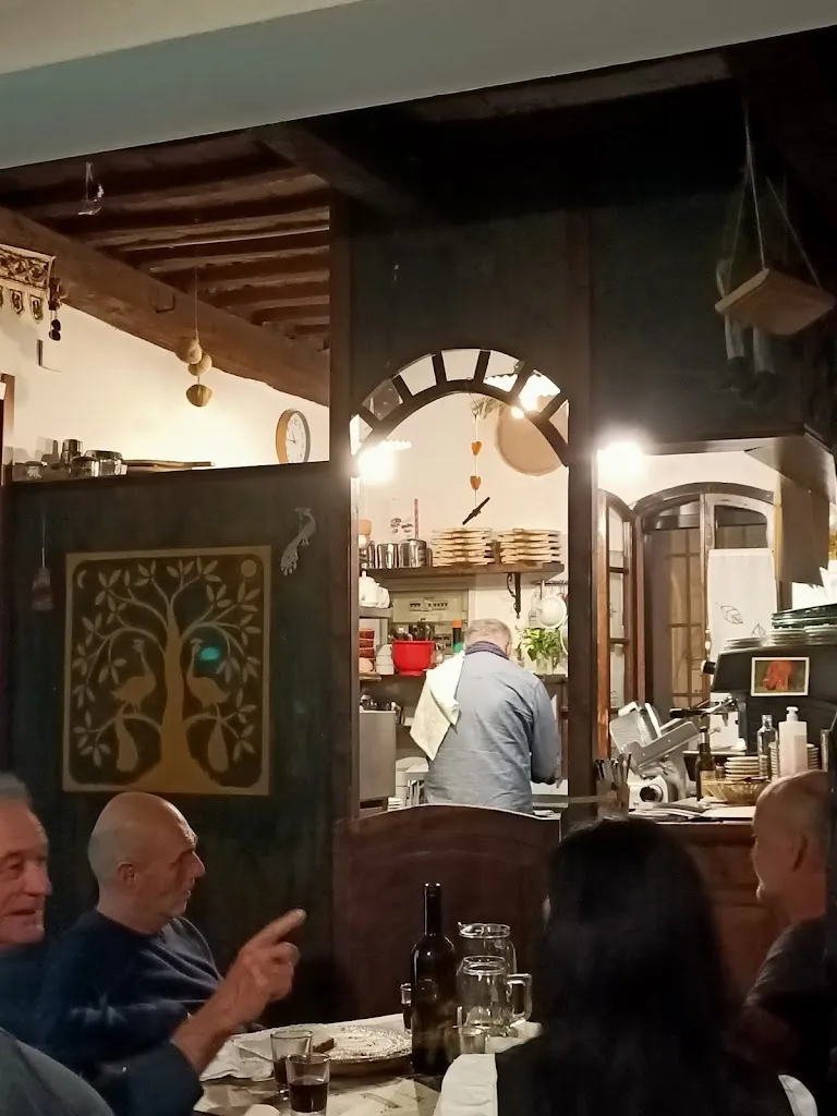 L'albero Dei Pavoni restaurant in Montiano