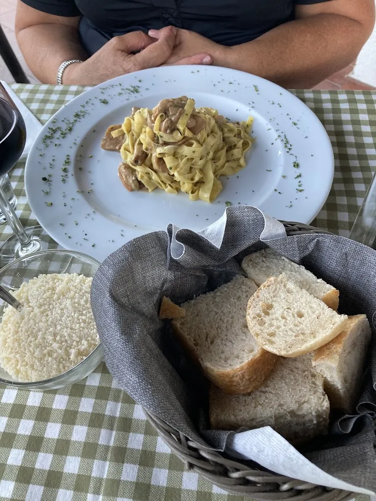 Evert Nooijen_Ristorante Pizzeria Al Portico Rioveggio | Monzuno_Monzuno_review