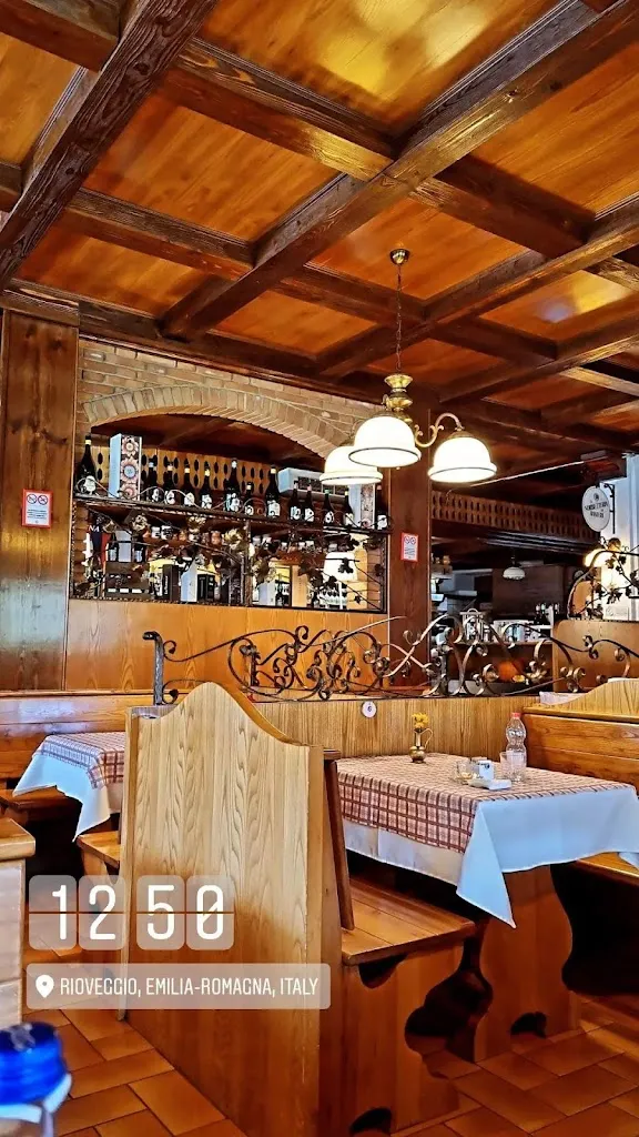 Ristorante Pizzeria Al Portico Rioveggio | Monzuno restaurant in Monzuno