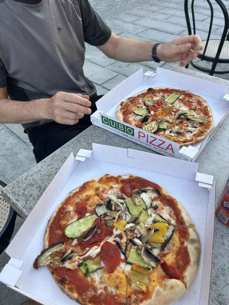 Dries Boudewijns_La Piazzetta - pizzeria d'asporto_Monzuno_review