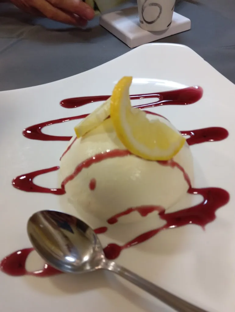 Daniela Pombal_Cala Luna_Monticelli d'Ongina_review