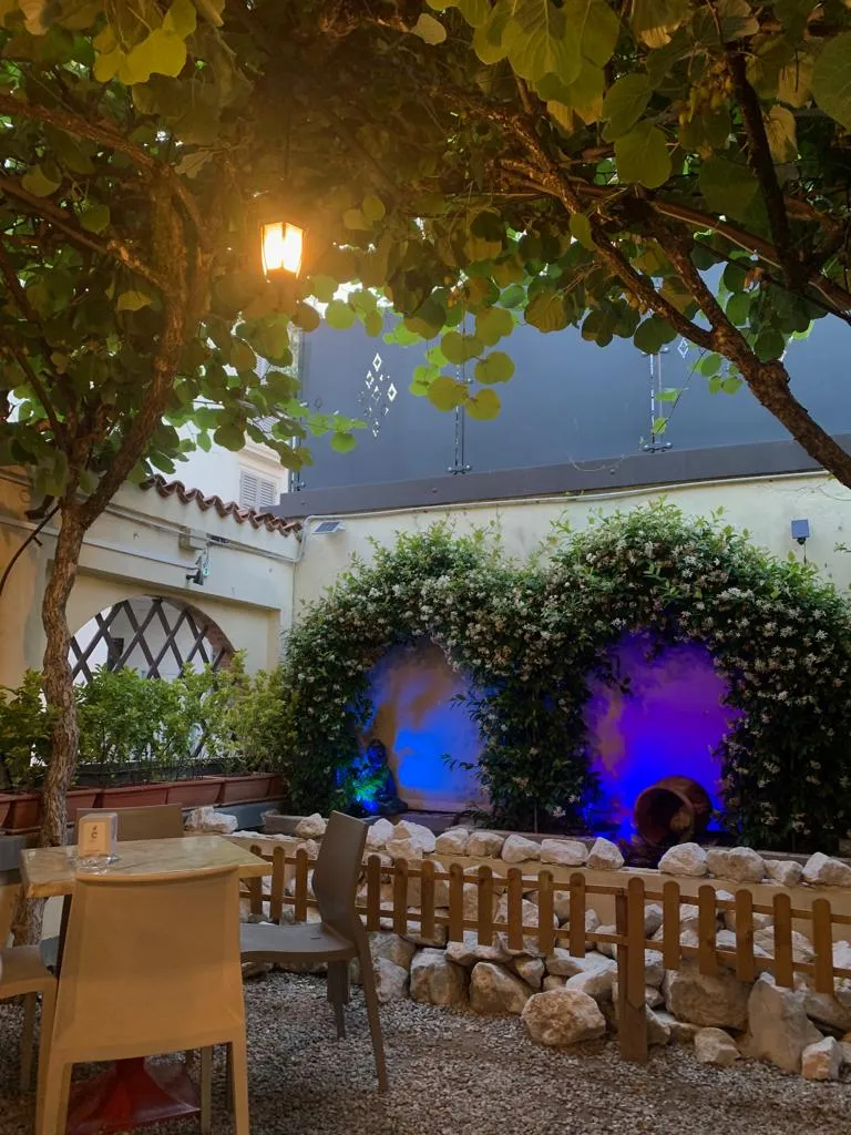 Gelateria Bar Dolceneve restaurant in Monticelli d'Ongina