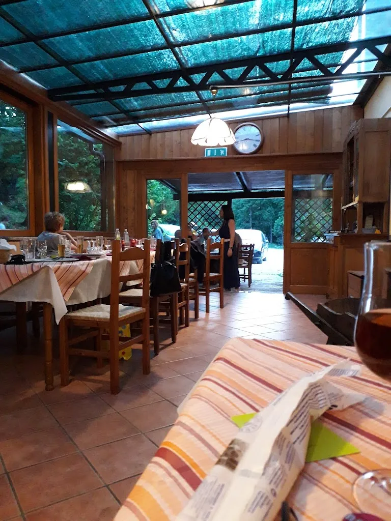 Ca' Del Bosco restaurant in Morfasso