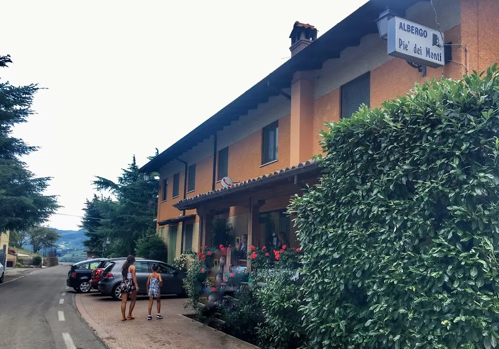 Vonn Voyage_Albergo Ristorante Pie De Monti_Morfasso_review