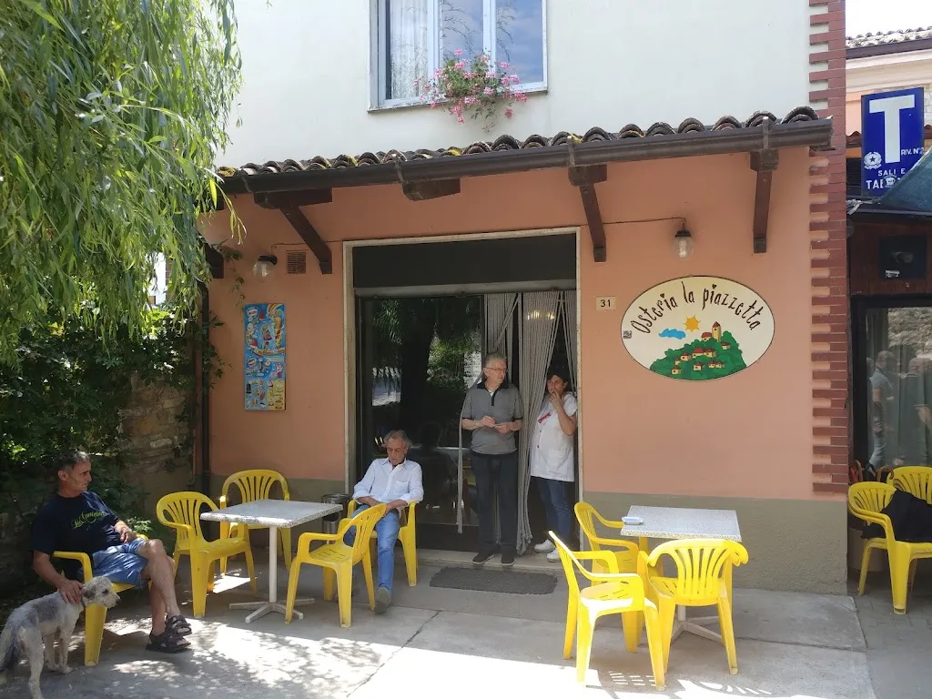 Osteria Della Piazzetta restaurant in Nibbiano