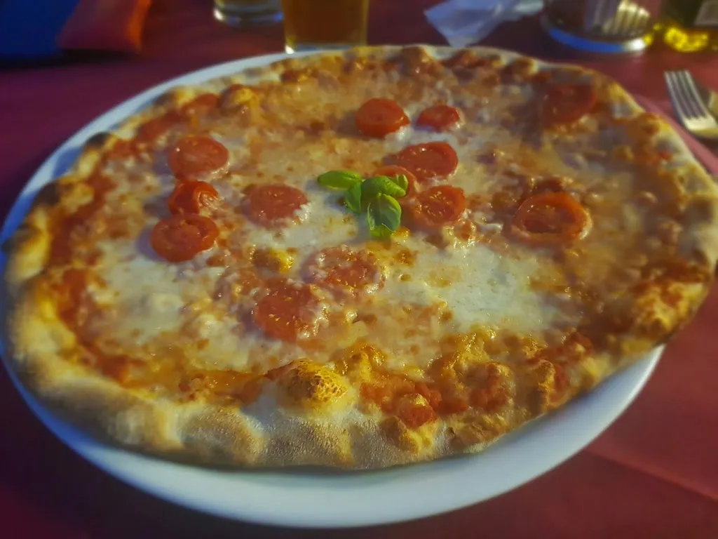 erica mizraji_Ristorante Pizzeria La Cava_Neviano degli Arduini_review