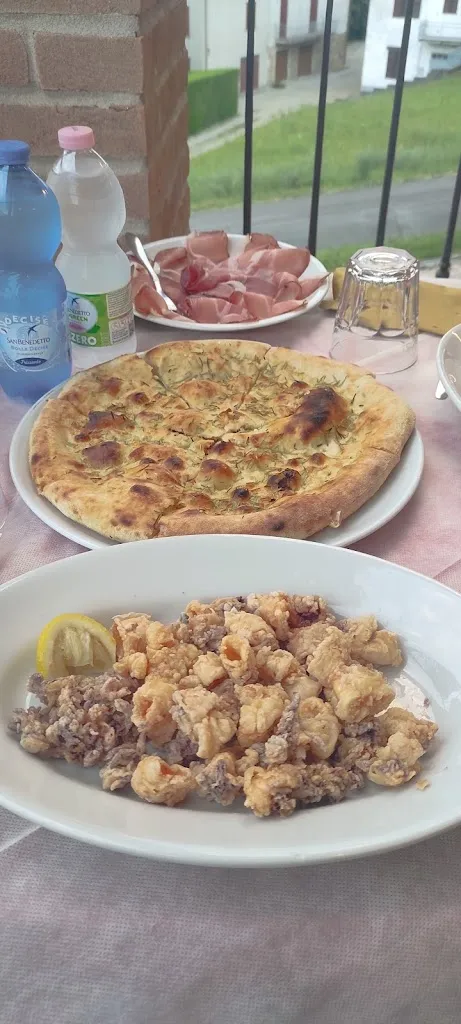 Guido Castellucchio_Tortuga - il ritrovo degli amici_Neviano degli Arduini_review