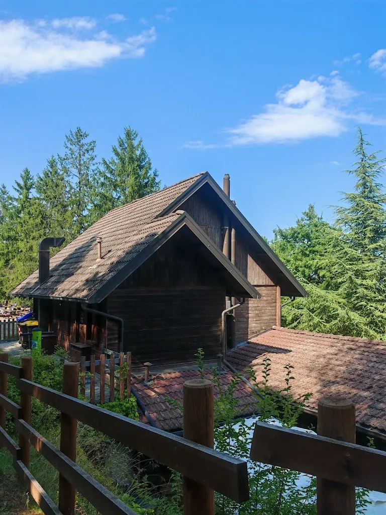 Francesco P._Rifugio Monte Fuso_Neviano degli Arduini_review