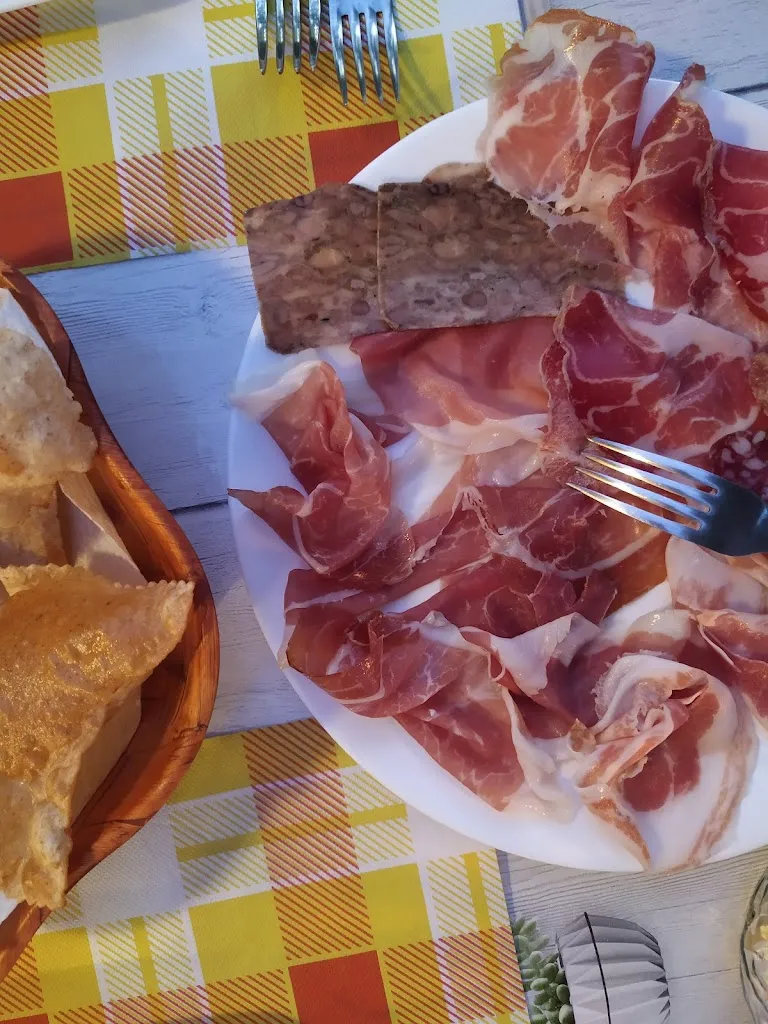 Valeria “Chenesocial” Mascheroni_Fattoria Frasco_Neviano degli Arduini_review