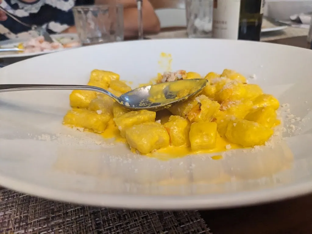 Minal Varma_Ponterecchio Prosciutteria_Noceto_recensione