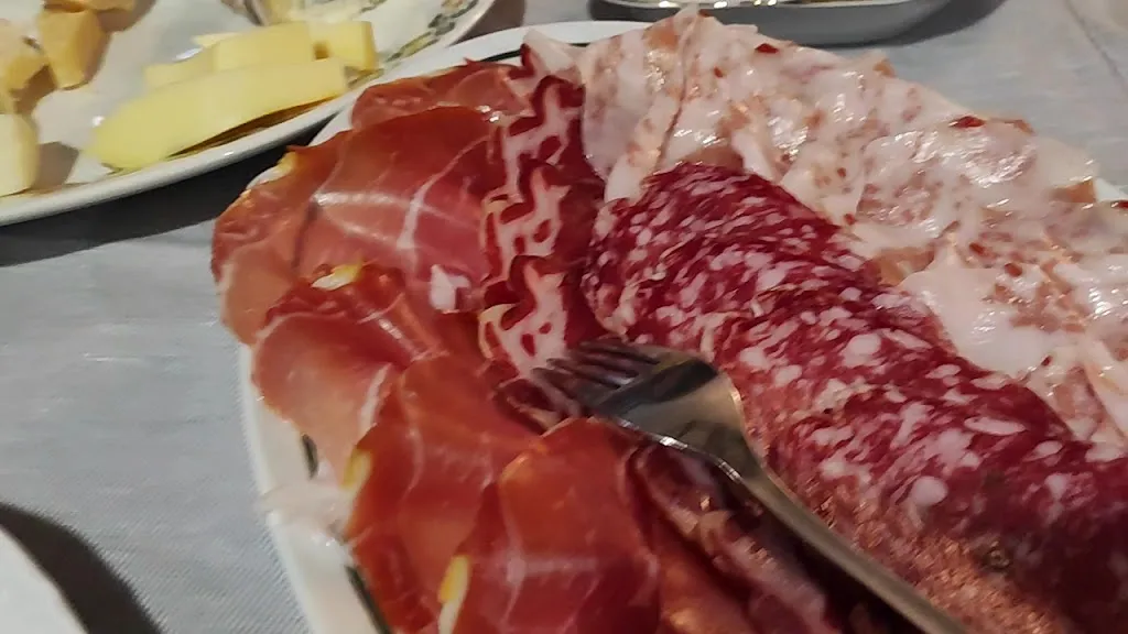 Ponterecchio Prosciutteria_Noceto_slider_image_2