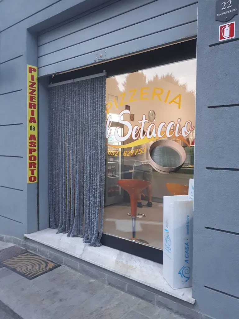 Pizzeria Al Setaccio restaurant in Noceto