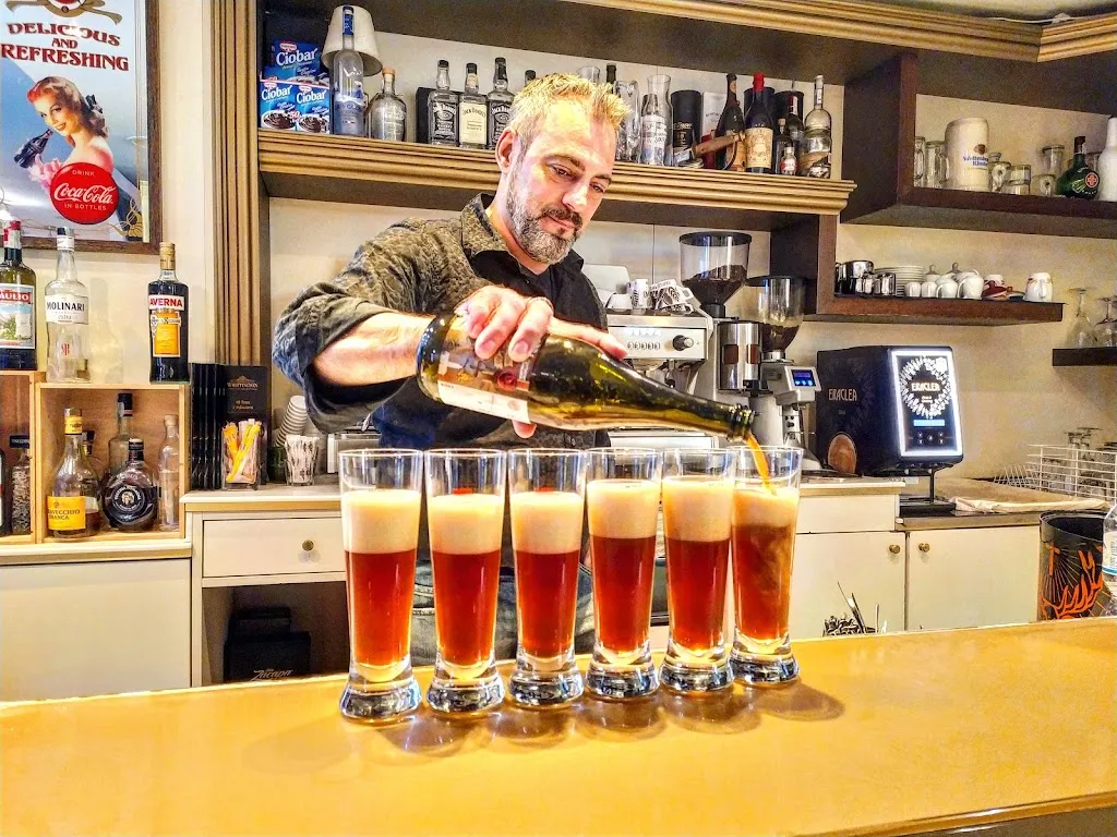 Bar San Marco di TRIVELLI Luca e Gianni restaurant in Noceto