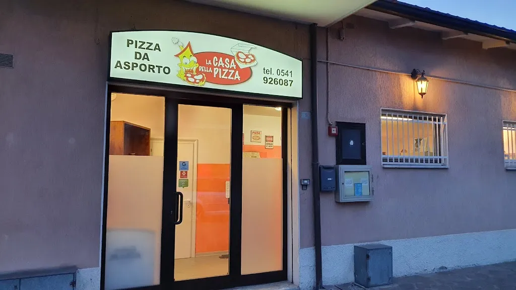 La Casa Della Pizza restaurant in Novafeltria