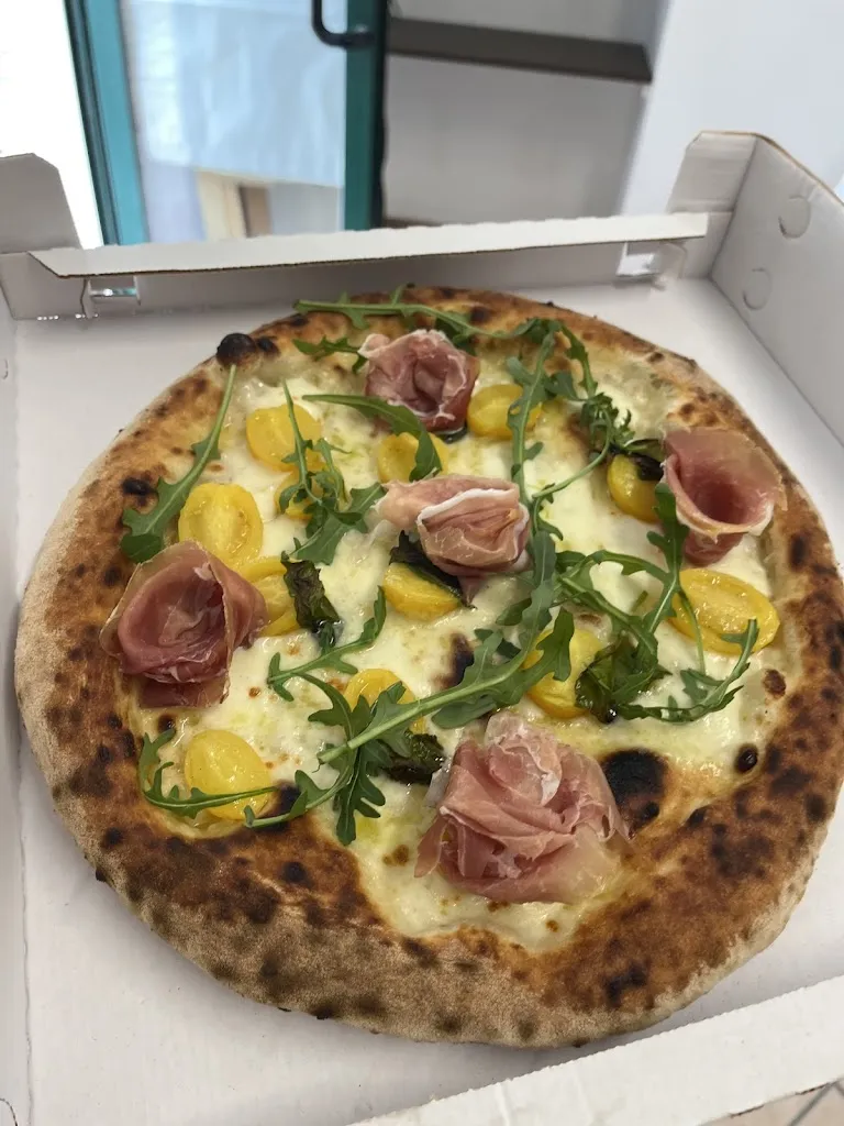 Family Pizza 2.0_Novafeltria_slider_image_2